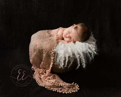 Baby girl in lace. photo shoot. Newborn photography in St Neots, Huntingdon, Cambridgeshire